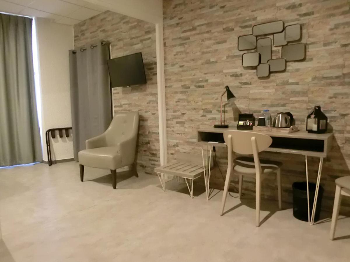 Hotel Sur Le Quai