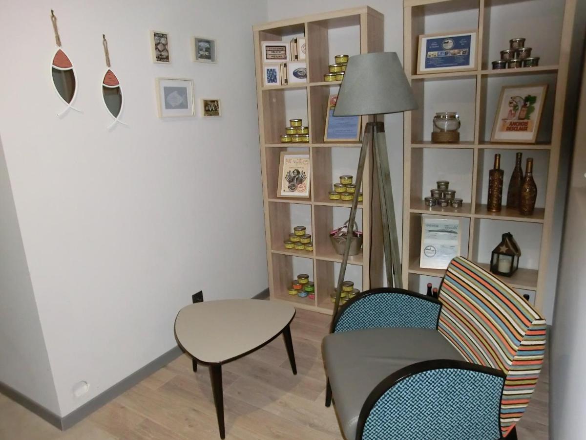Sur Le Quai Hotel 3*